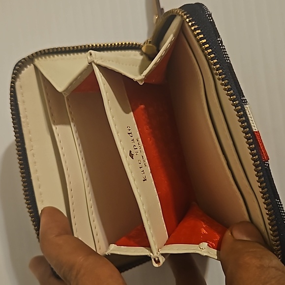 Vintage KATE SPADE Wallet Zip Top Small - Picture 4 of 5